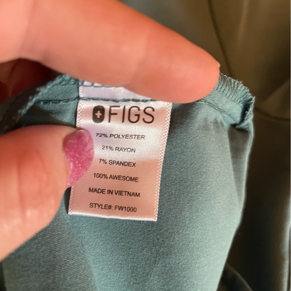 Figs Women’s Catarina small top hydrogreen - Picture 4 of 5